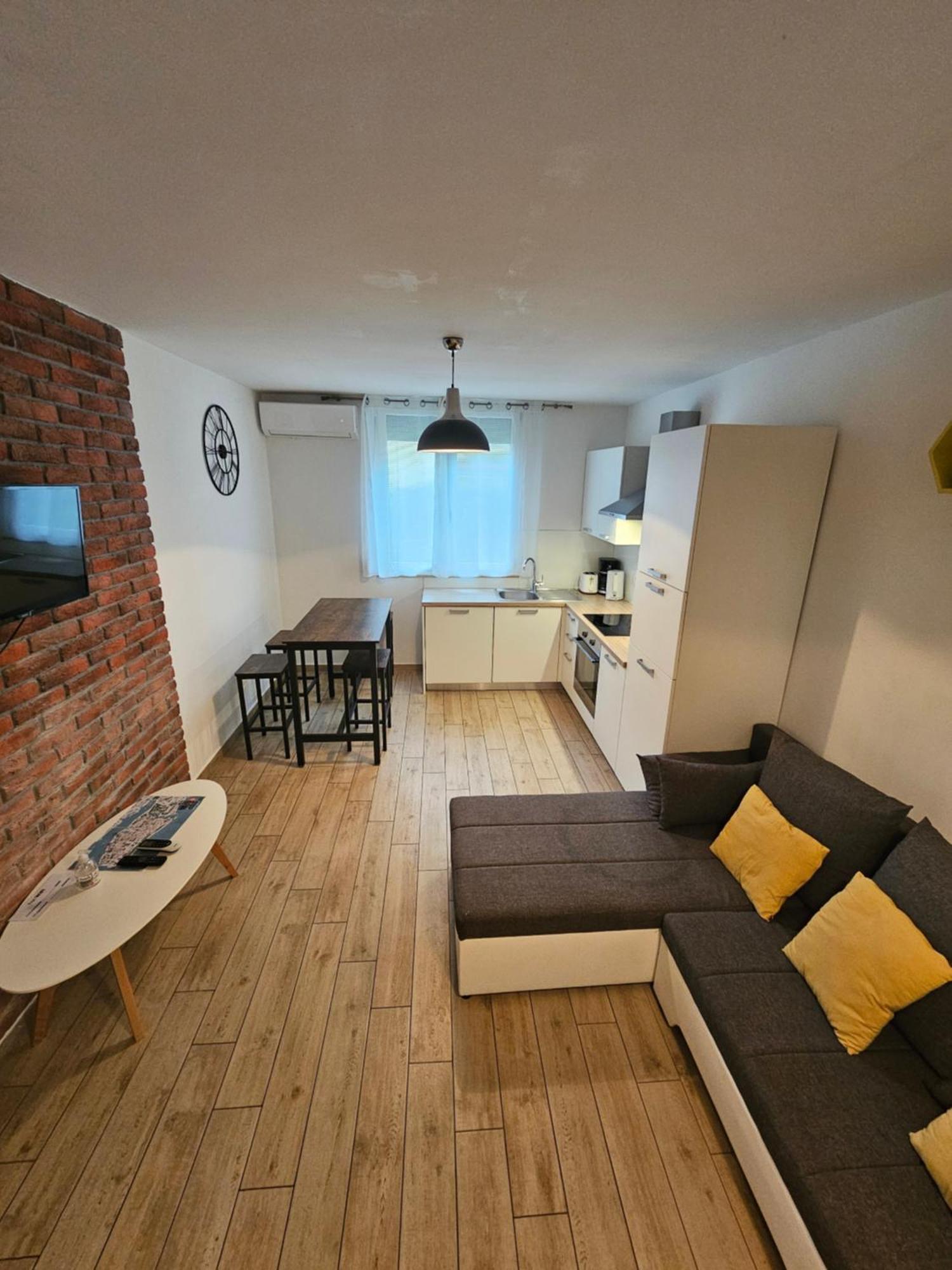 Deluxe Apartment Near The Bridge Zadar Quarto foto