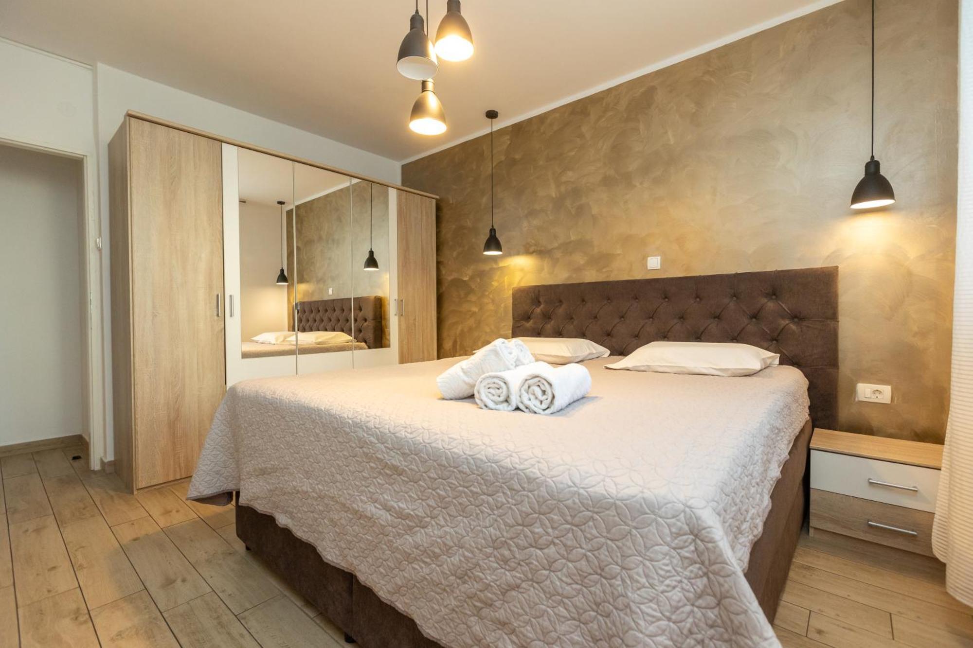 Deluxe Apartment Near The Bridge Zadar Exterior foto